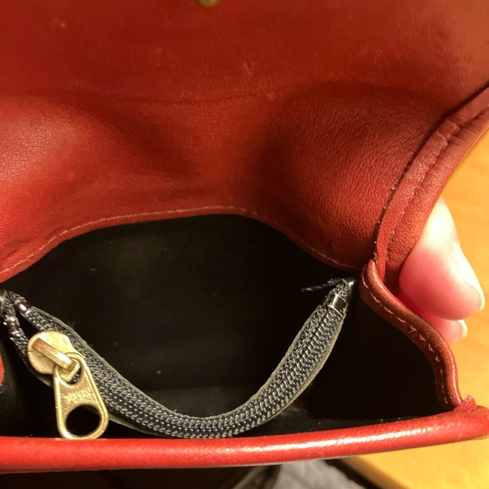 Vintage Coach Multi Function Red Leather Wallet 7219 Missing Key Ring - Picture 9 of 10
